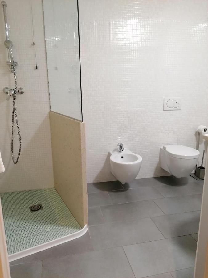 Accomodation Verona - City Centre ภายนอก รูปภาพ