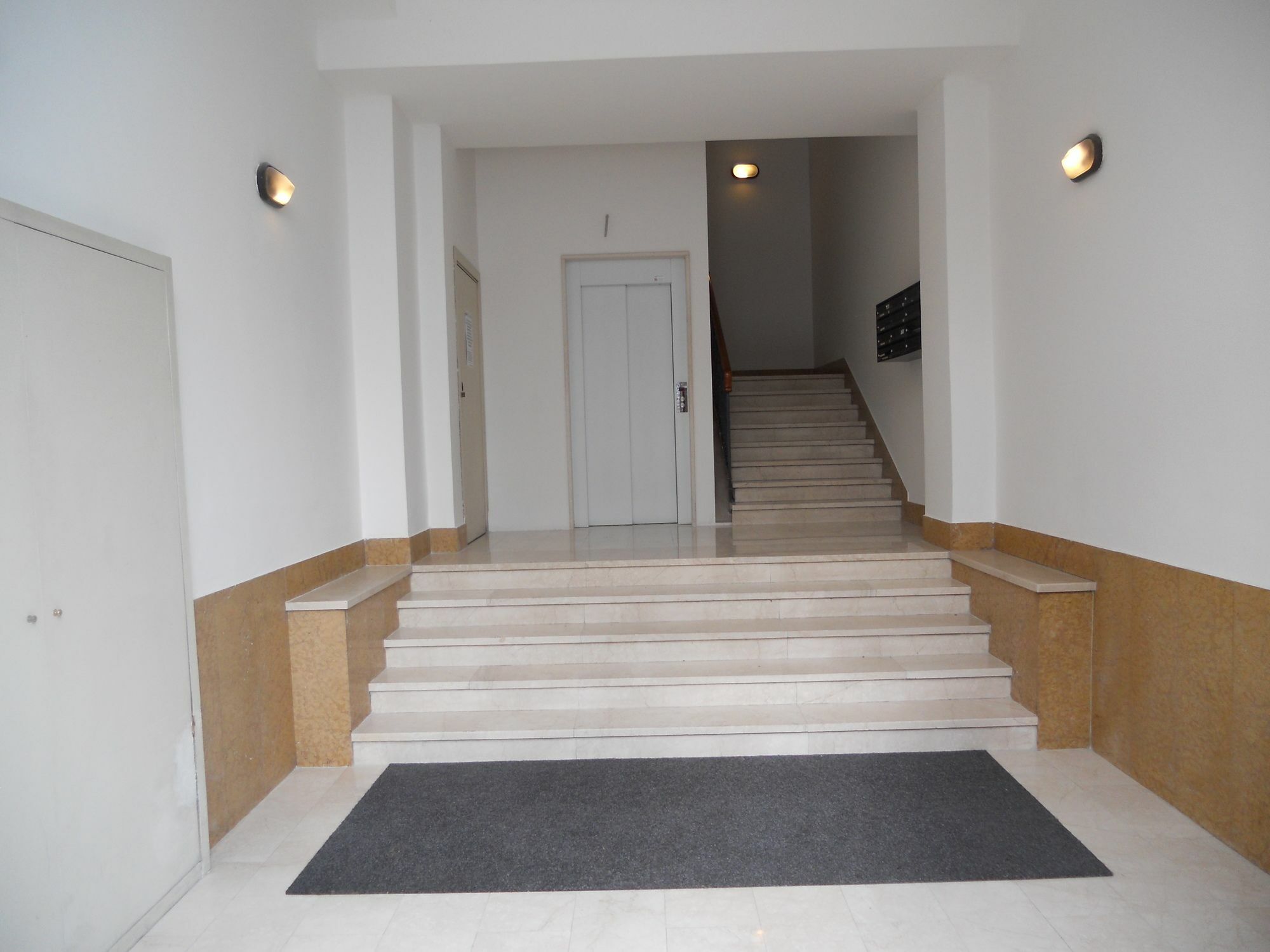 Accomodation Verona - City Centre ภายนอก รูปภาพ